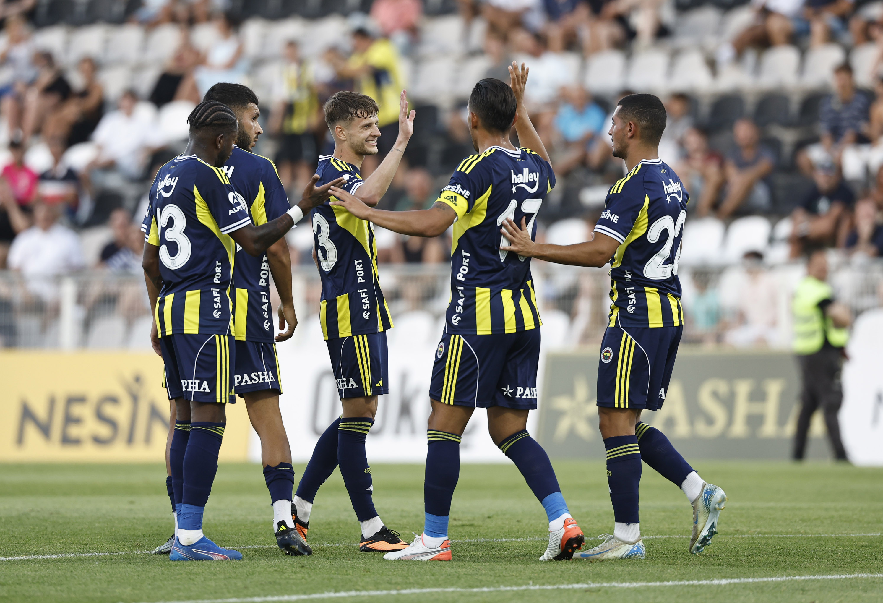 杏彩体育官网入口-包含波黑成功挑战瑞士：欧国联小组赛夺得关键胜利的词条